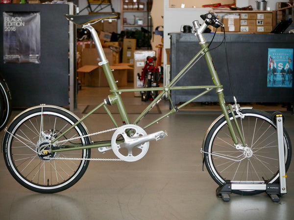 Moulton SST Alfine 11 Ash Green – Two Fold Bicycle Shop