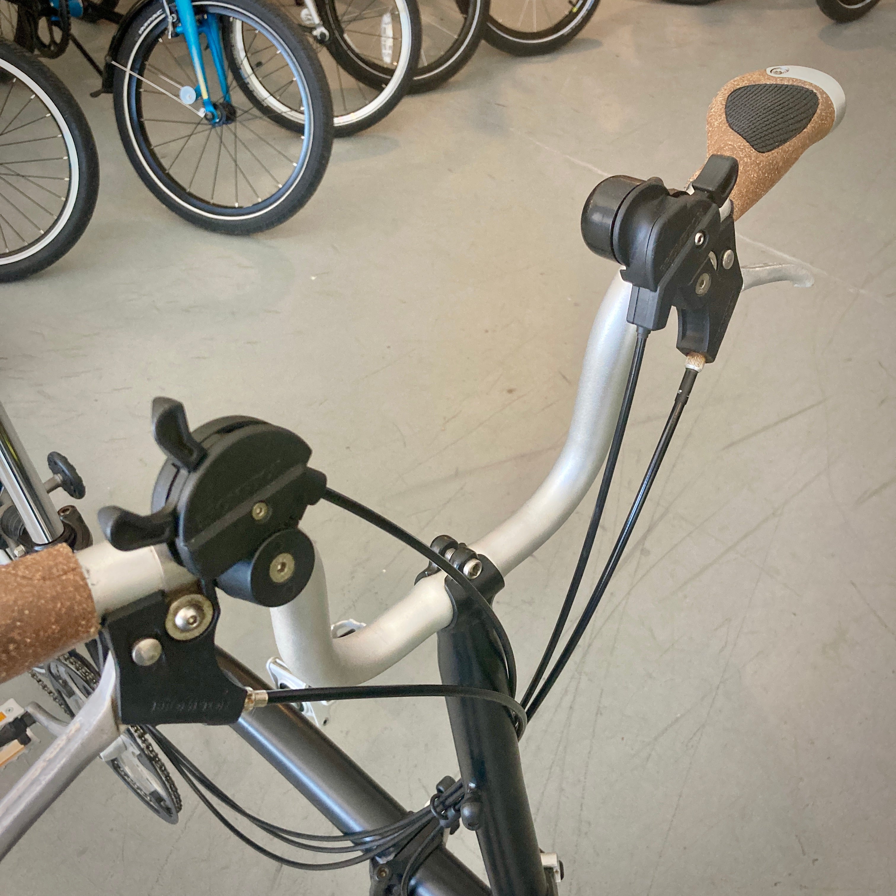 2012 USED M6L-X Superlight Black Brompton