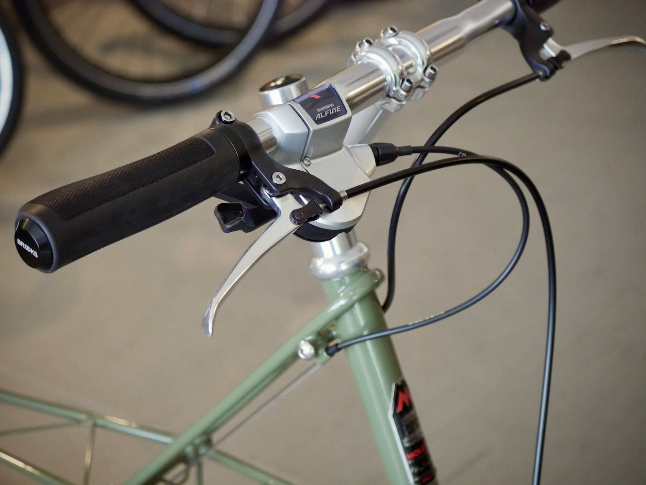 Moulton SST Alfine 11 Ash Green