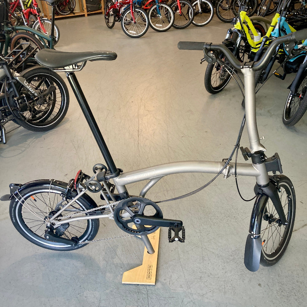 2023 USED Brompton T Line Urban